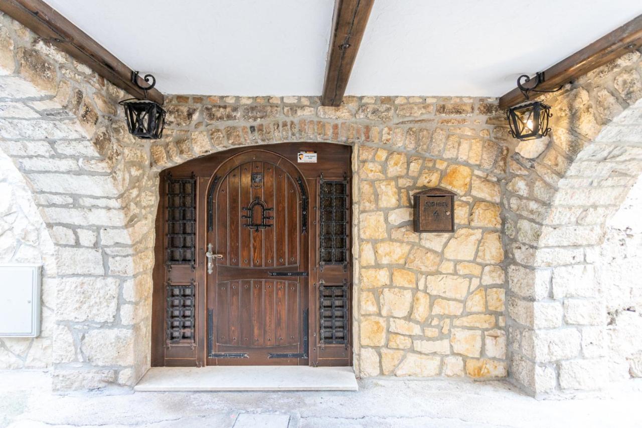 Stone House Srida Leilighet Baška Voda Eksteriør bilde